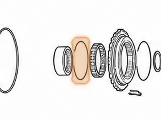 Snap Ring, 700R4/4L60E Holds Sprag To Center Support — Part # 74884
