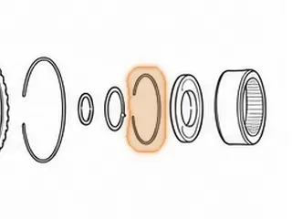 Snap Ring, 5R110W Holds Forward Clutch Hub In Forward Ring Gear 2003-04 (For Small Planet) — Part # 36881
