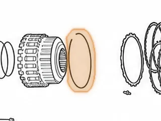 Snap Ring, 5EAT Holds Reverse Clutch Pressure Plate In Case (.078”Thick)(7 3/16” OD) (6 3/4” ID) 2005-Up — Part # 173892A