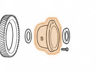Retainer, A670 Differential (For 12 Bolt Differential W/22 Roller Bearing On Ring Gear Side) — Part # 32725B