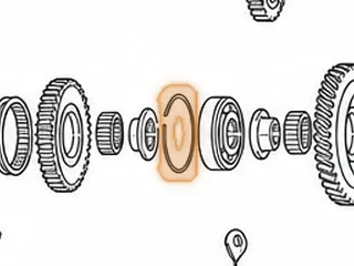 Snap Ring, B6VA / BAXA / MAXA / MPZA / M6HA Countershaft Ball Bearing To Case… — Part # 60884CA