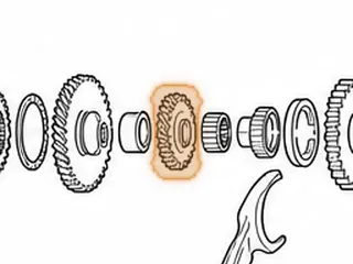 Gear, RO 4th (Countershaft) (30 Teeth) — Part # 170810AA