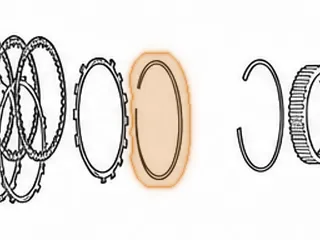 Snap Ring, U140/U151/U240/U241/U250 Holds Low/Reverse Clutch In (.059” Thick)(7 1/4”OD) 1999-Up — Part # 167885A